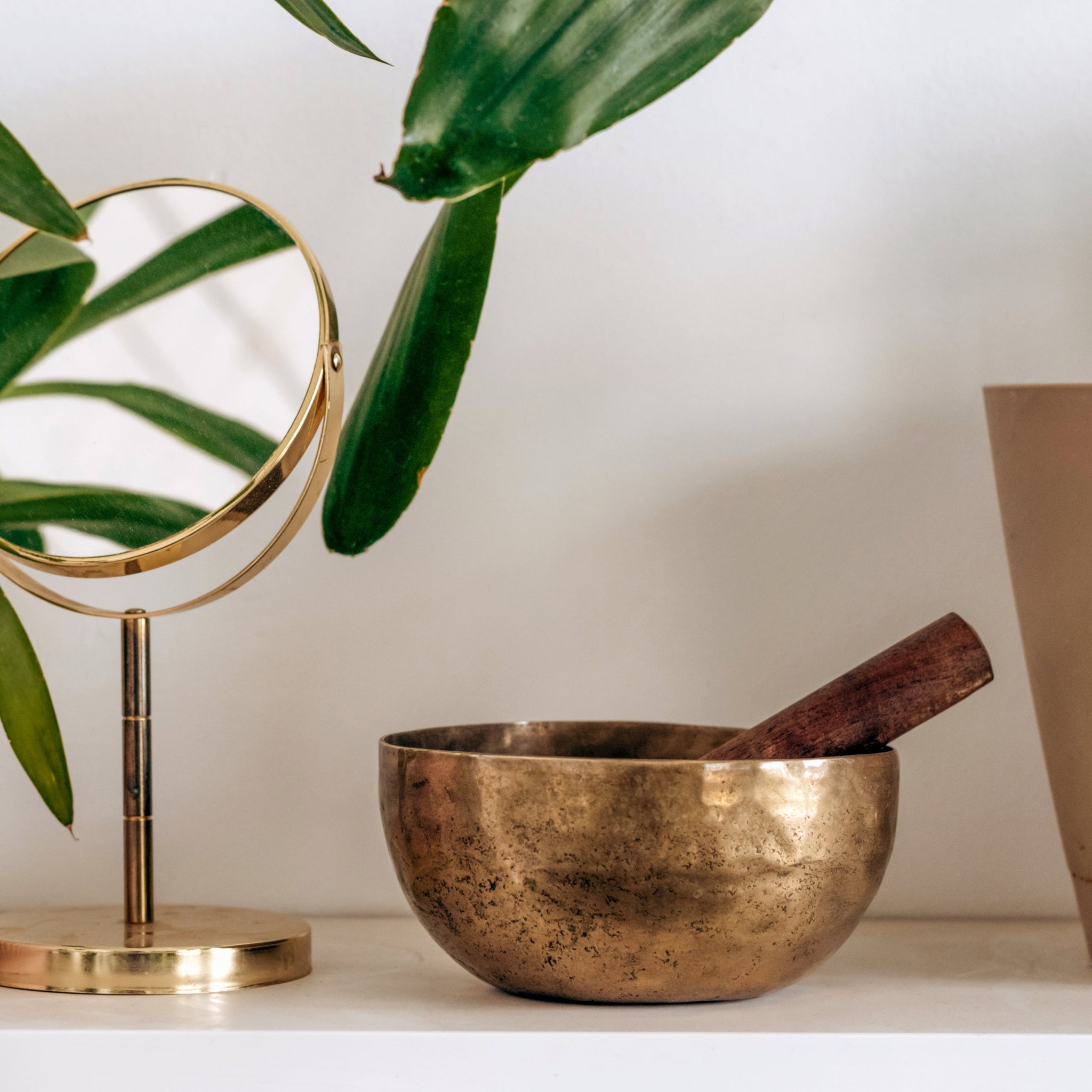 How to Choose a Singing Bowl